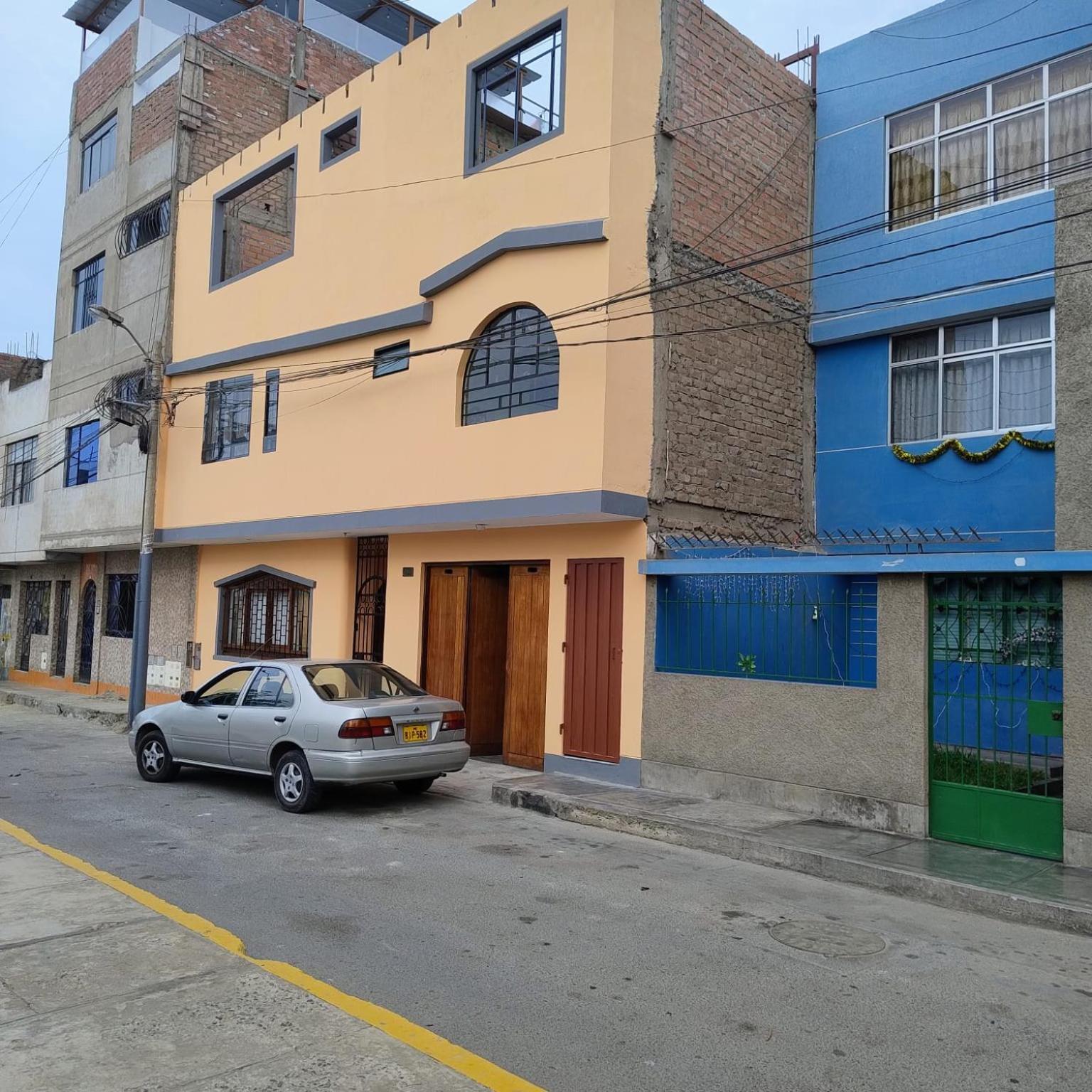 Boutique Leos Eirl Pensión